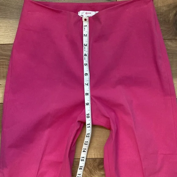 NWT Leggiadro pink side zip Capri pants. Size 6 - Picture 5 of 8
